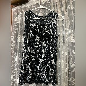 Simply Vera shirt size xs